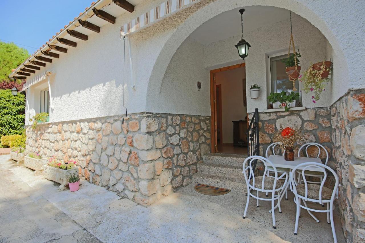 Villa Antares para 2 a 10 personas en Renera Exterior foto